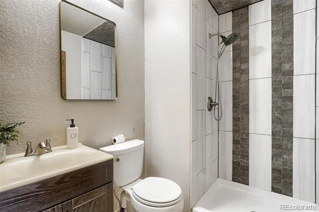 11913 E Kepner Drive Aurora, CO 80012