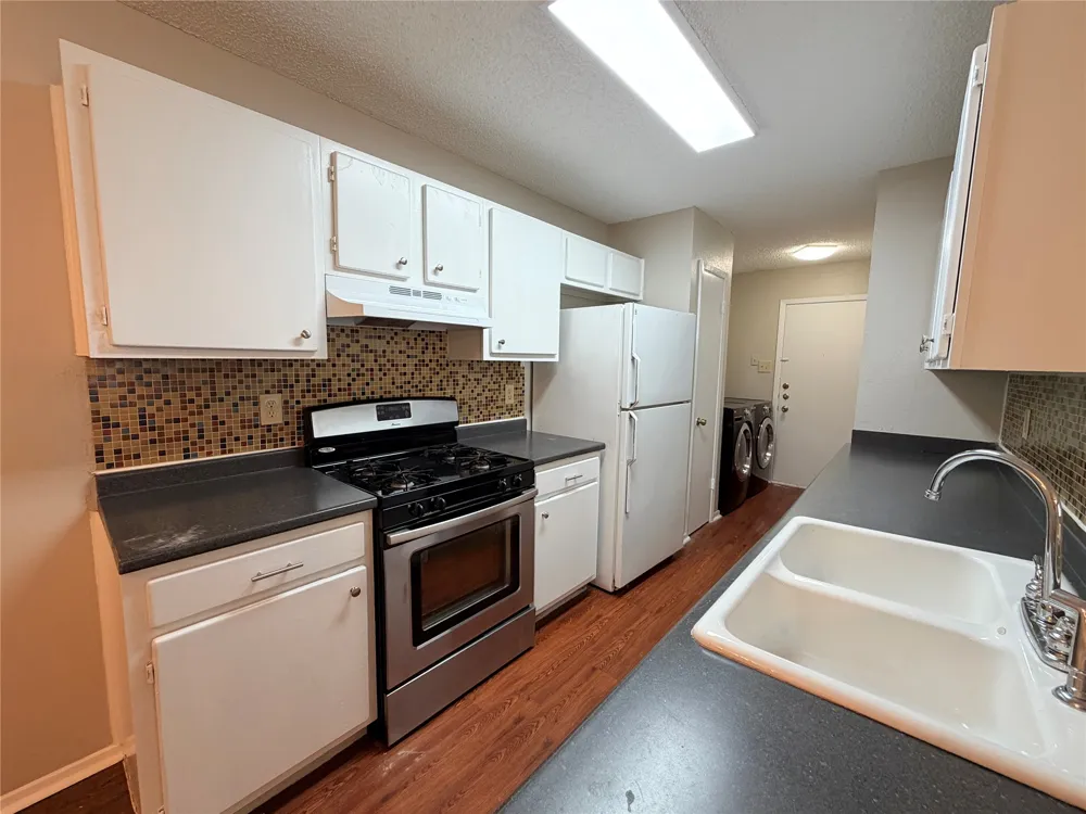 12102 Arrowwood Drive #B Austin, TX 78727