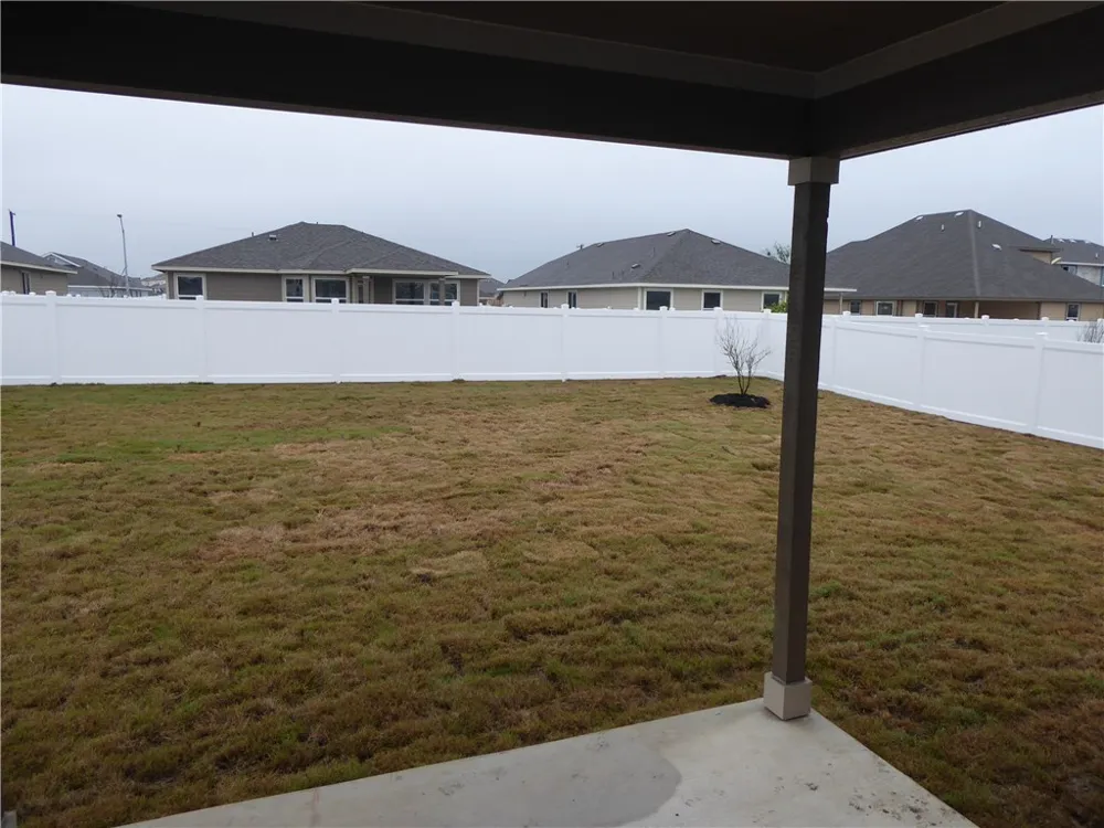 1520 Portchester Castle Path Pflugerville, TX 78660