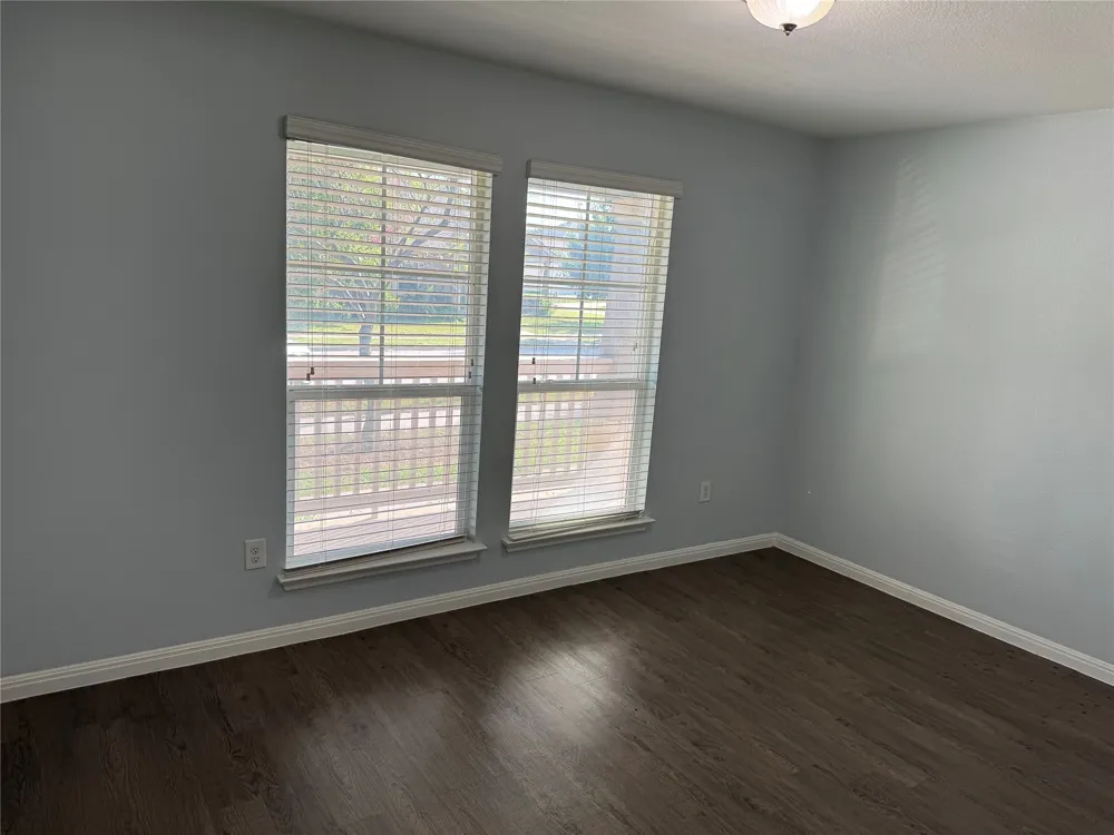 1520 Portchester Castle Path Pflugerville, TX 78660