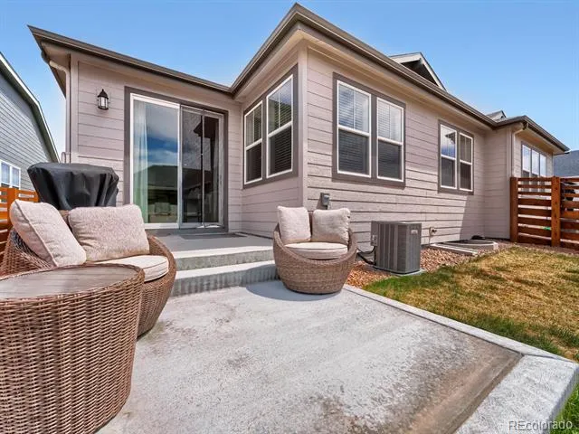 23966 E River Front Drive Aurora, CO 80019