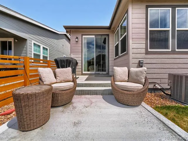 23966 E River Front Drive Aurora, CO 80019