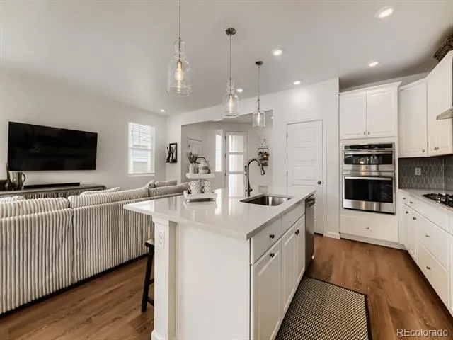 23966 E River Front Drive Aurora, CO 80019