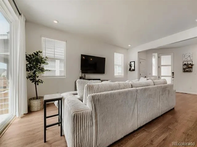 23966 E River Front Drive Aurora, CO 80019