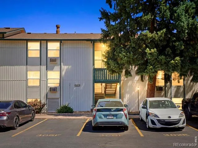 2120 S Vaughn Way ##206F Aurora, CO 80014