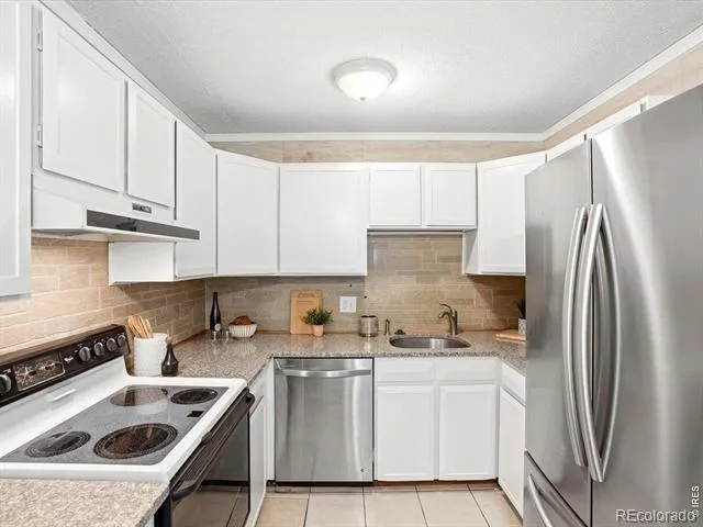 2120 S Vaughn Way ##206F Aurora, CO 80014