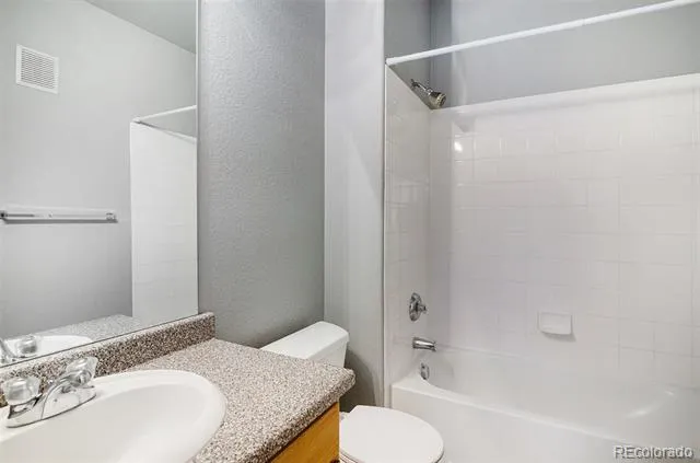 4451 S Ammons Street #3-304 Littleton, CO 80123