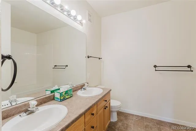 8465 S Holland Way #205 Littleton, CO 80128