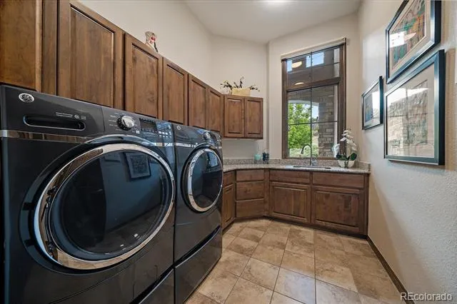 8000 Raphael Lane Littleton, CO 80125