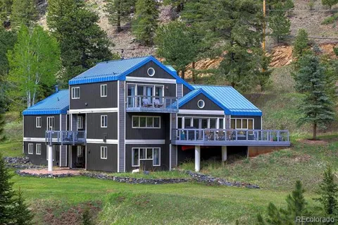 55 Columbine Lane