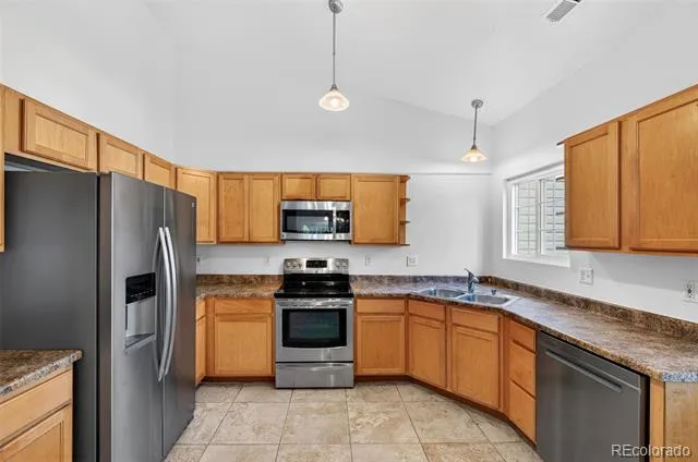 878 S Kalispell Circle #101 Aurora, CO 80017
