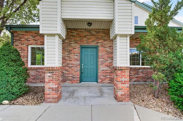 878 S Kalispell Circle #101 Aurora, CO 80017