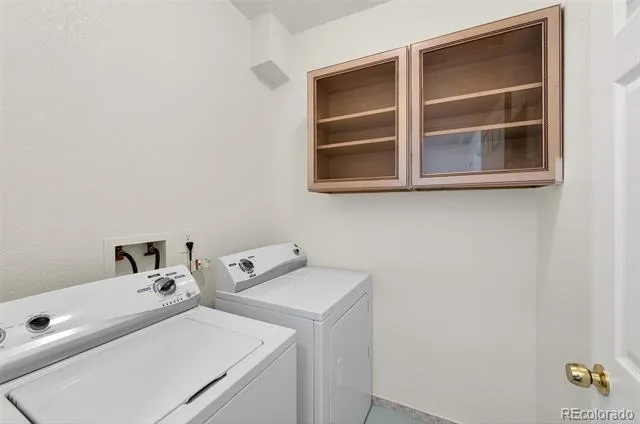 878 S Kalispell Circle #101 Aurora, CO 80017