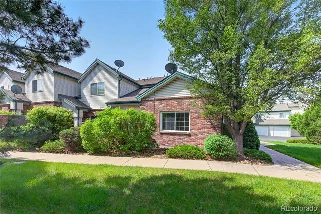 878 S Kalispell Circle #101 Aurora, CO 80017