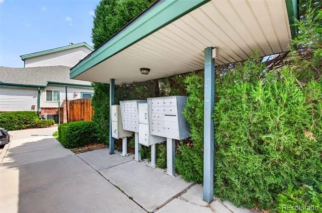 878 S Kalispell Circle #101 Aurora, CO 80017