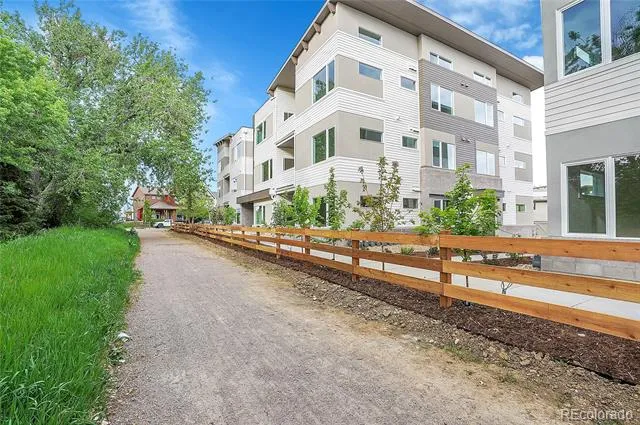 1308 SNOWBERRY LANE #304 Louisville, CO 80027