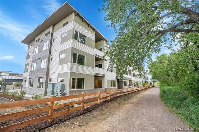 1308 SNOWBERRY LANE #304 Louisville, CO 80027