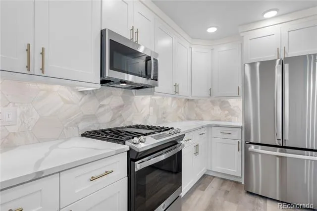 1308 SNOWBERRY LANE #304 Louisville, CO 80027