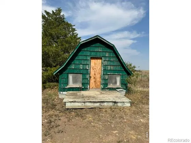 17489 County Road 81 Fleming, CO 80728