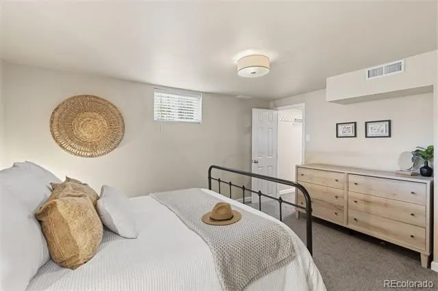 2206 W Uintah Street Colorado Springs, CO 80904