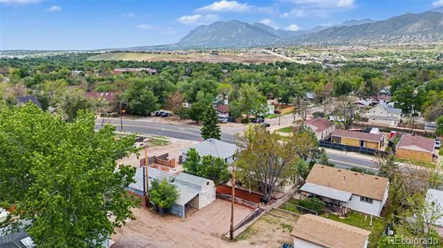 2206 W Uintah Street Colorado Springs, CO 80904
