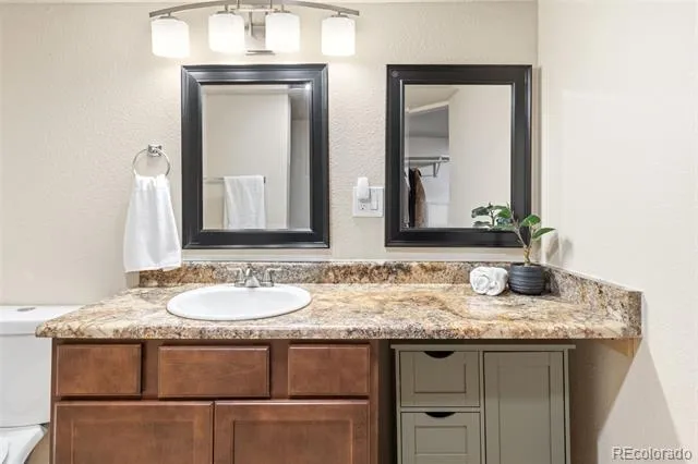 2206 W Uintah Street Colorado Springs, CO 80904