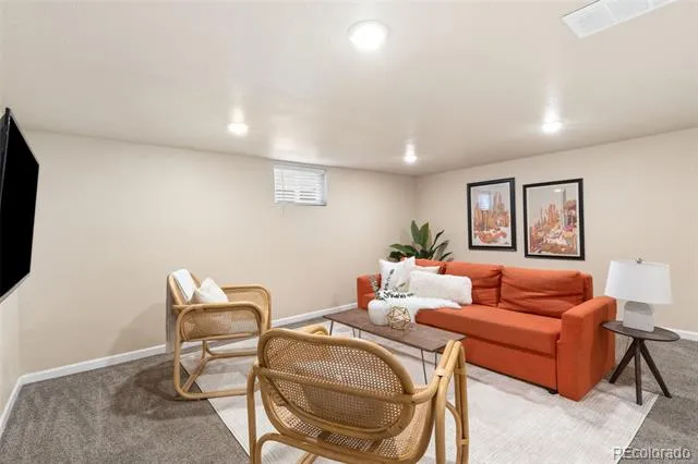 2206 W Uintah Street Colorado Springs, CO 80904
