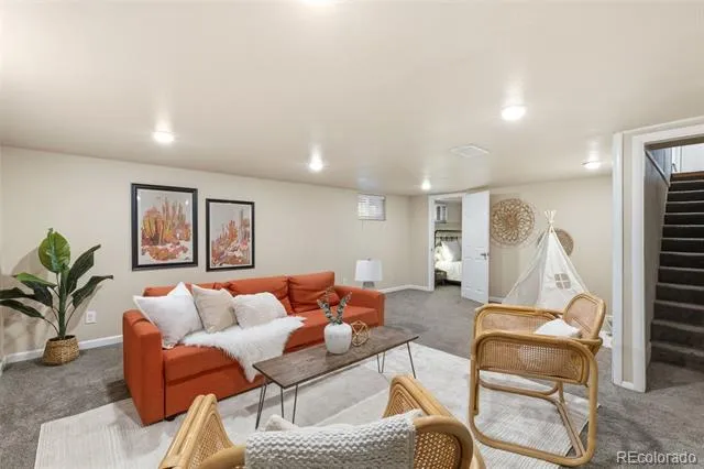 2206 W Uintah Street Colorado Springs, CO 80904