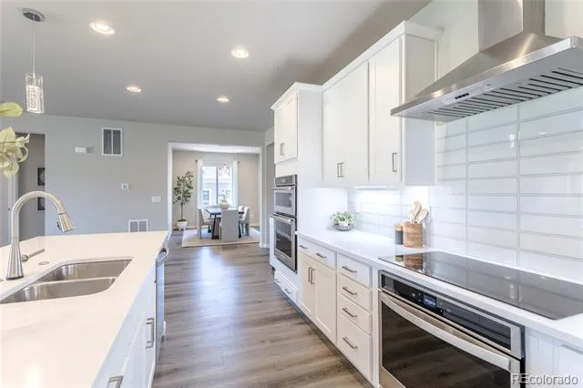 18483 W 94th Lane Arvada, CO 80007