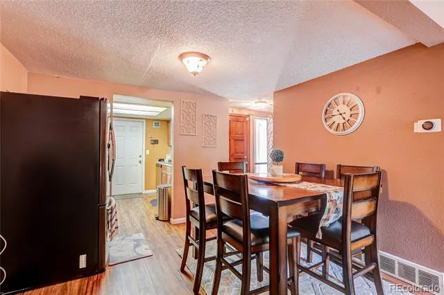 2754 S Lansing Way Aurora, CO 80014