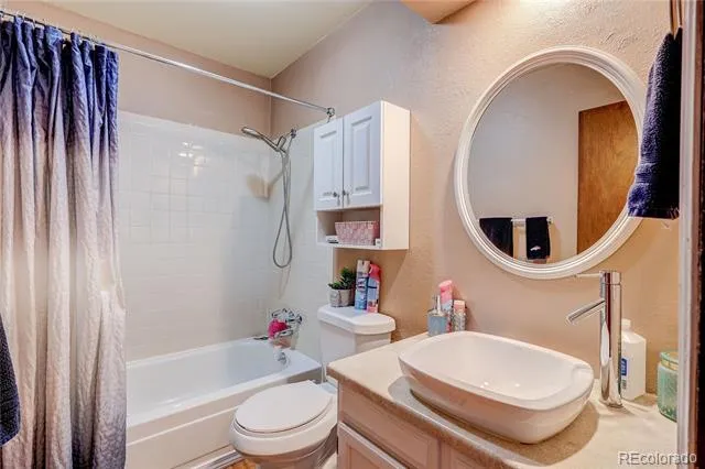 2754 S Lansing Way Aurora, CO 80014