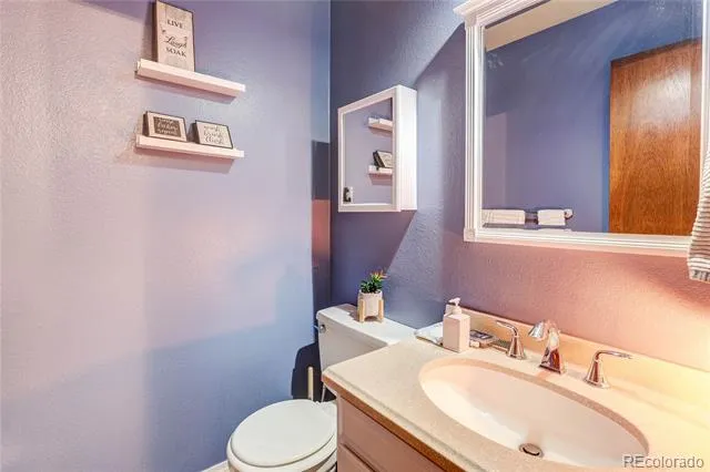 2754 S Lansing Way Aurora, CO 80014