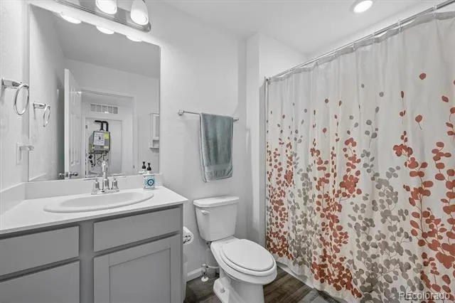 21052 E 60th Avenue Aurora, CO 80019