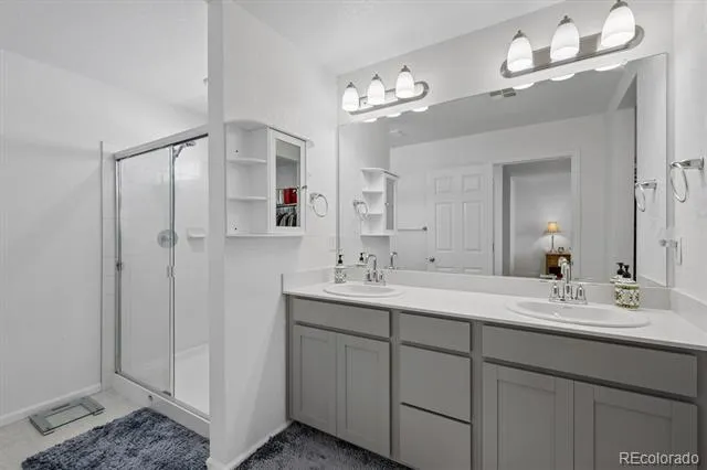 21052 E 60th Avenue Aurora, CO 80019