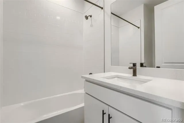 20577 E 62nd Drive Aurora, CO 80019