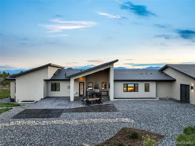 3585 Meadow Run Circle Colorado Springs, CO 80908