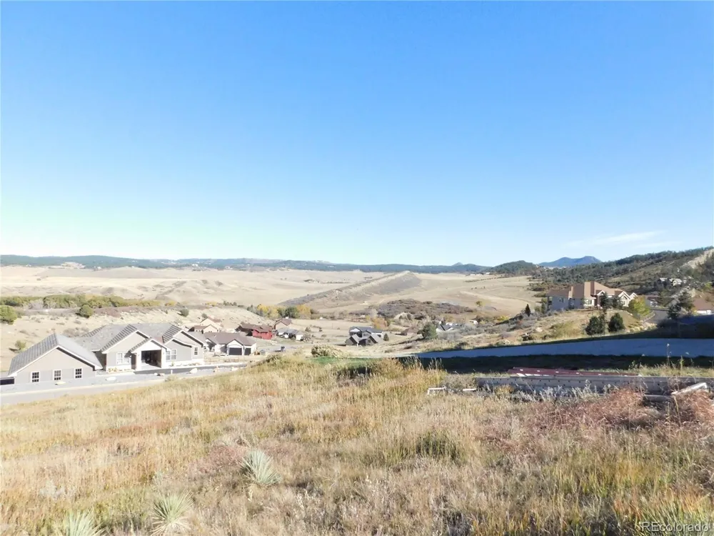 5498 Country Club Drive Larkspur, CO 80118