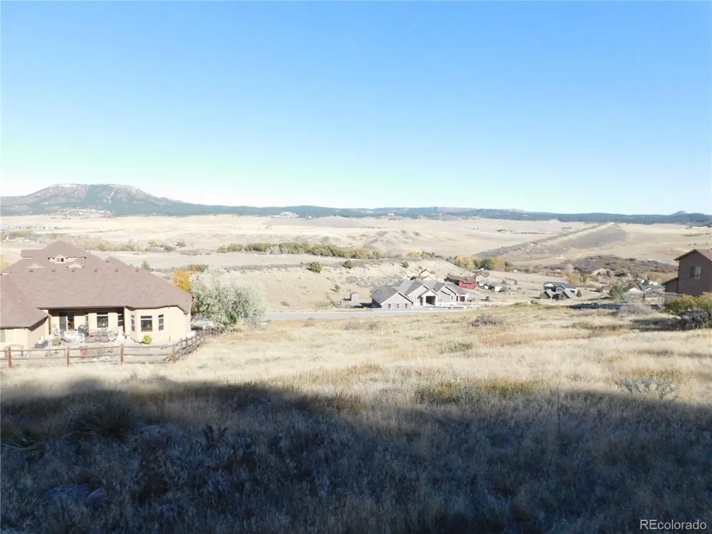 5498 Country Club Drive Larkspur, CO 80118