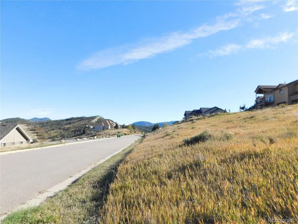 5498 Country Club Drive Larkspur, CO 80118