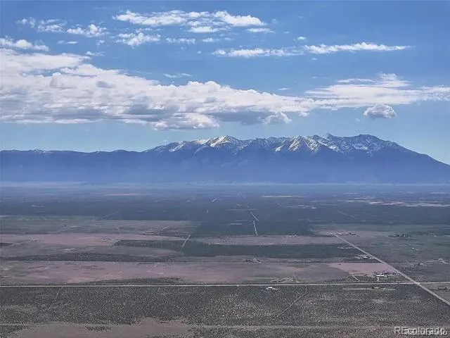 1 Lane 2 Mosca, CO 81146