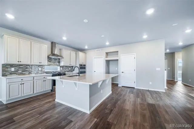 4827 Sicily Court Aurora, CO 80019