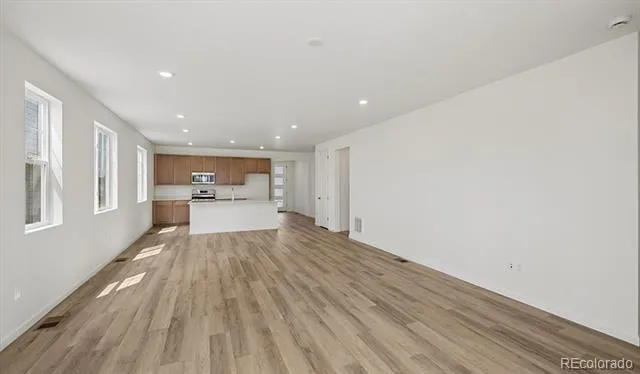 3922 Haleyville Street Aurora, CO 80019