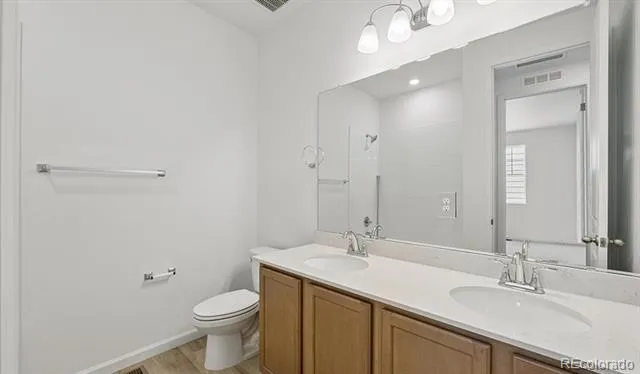 3922 Haleyville Street Aurora, CO 80019