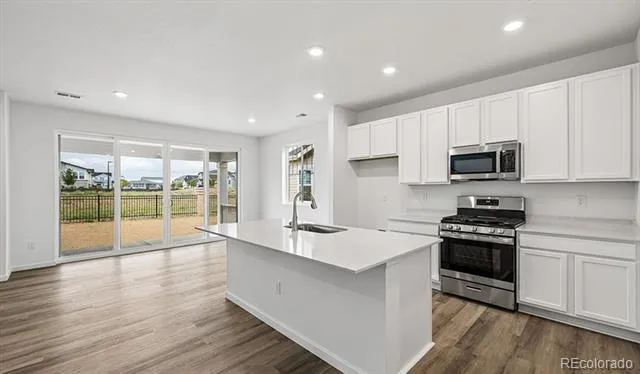 3932 Haleyville Street Aurora, CO 80019