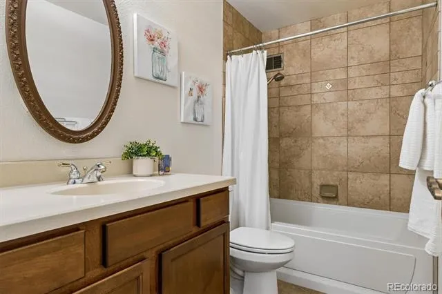 3470 S Poplar Street #403 Denver, CO 80224
