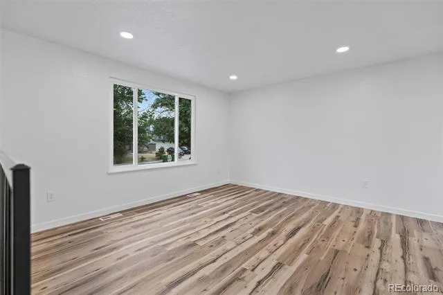 2882 S Mobile Street Aurora, CO 80013