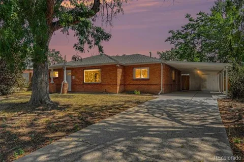 9340 Rose Court
