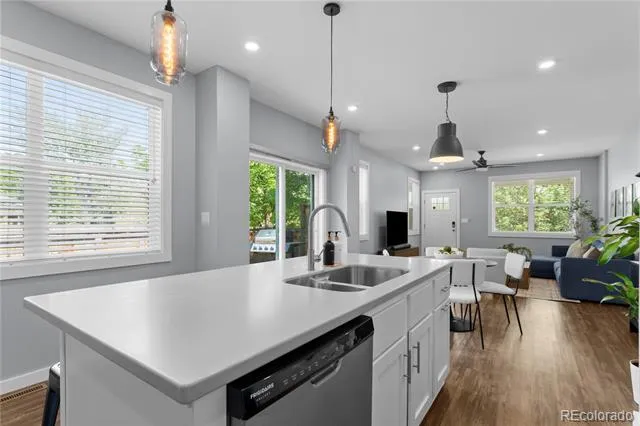 1797 Alton Street Aurora, CO 80010