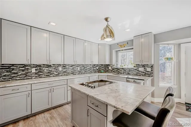 3392 Estates Circle Larkspur, CO 80118