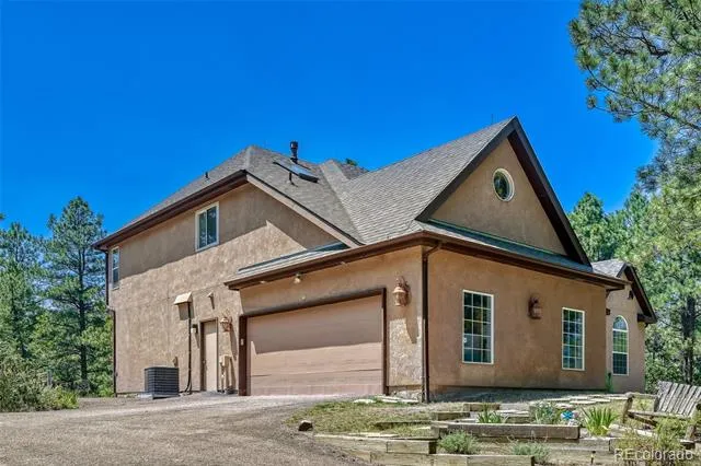 3392 Estates Circle Larkspur, CO 80118